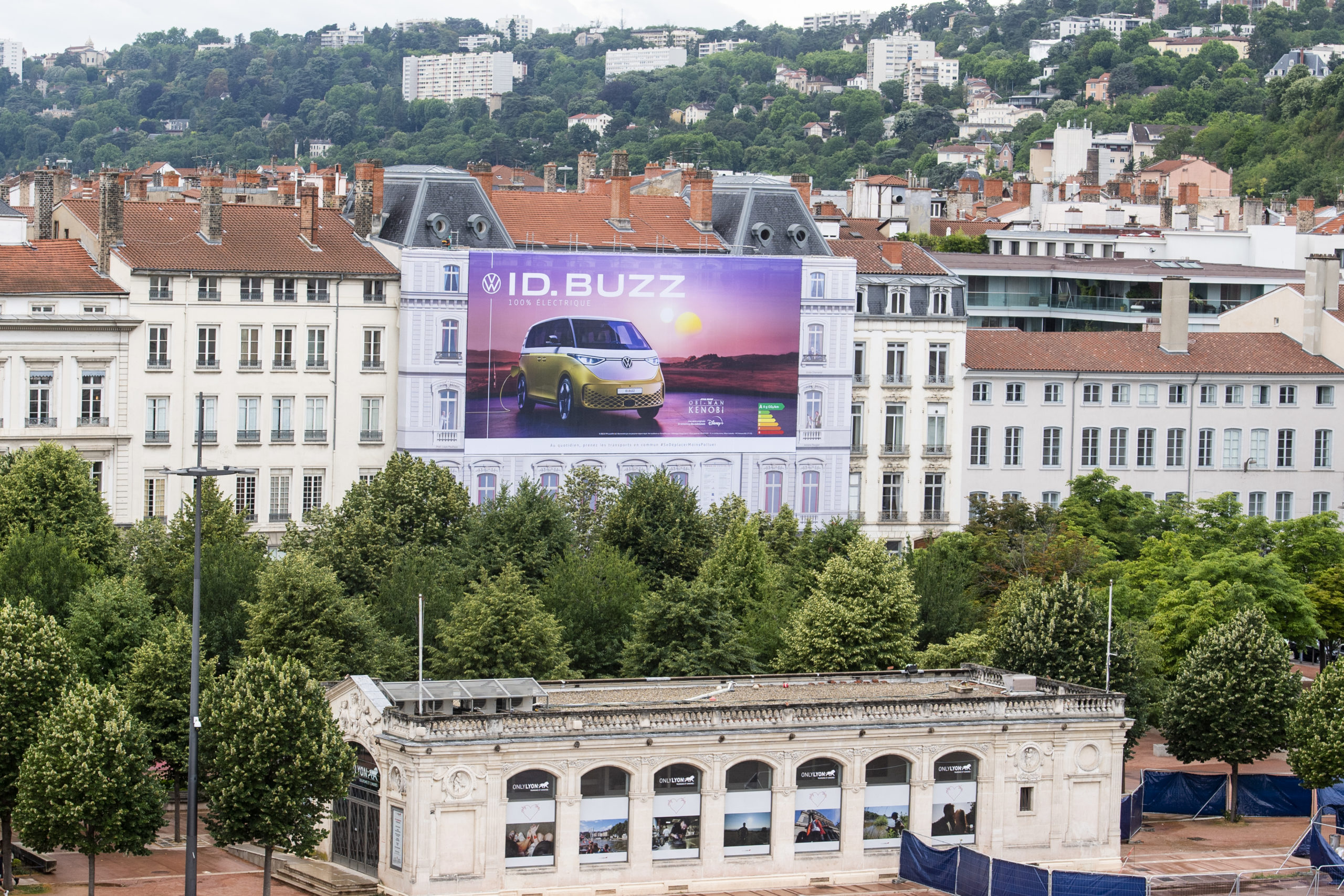 affichages-grands-formats-volkswagen-lightair-lyon