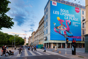 affichage-toile-publicite-sur-echafaudage-scaffbox-ouigo-lightair