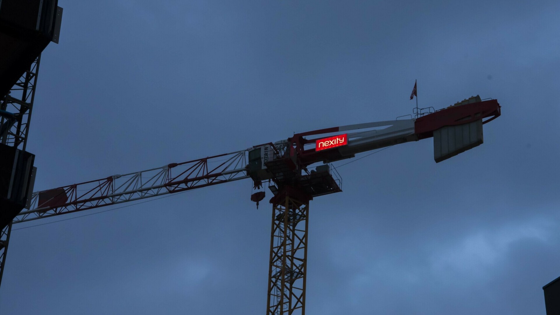 publicite-sur-grue-nexity