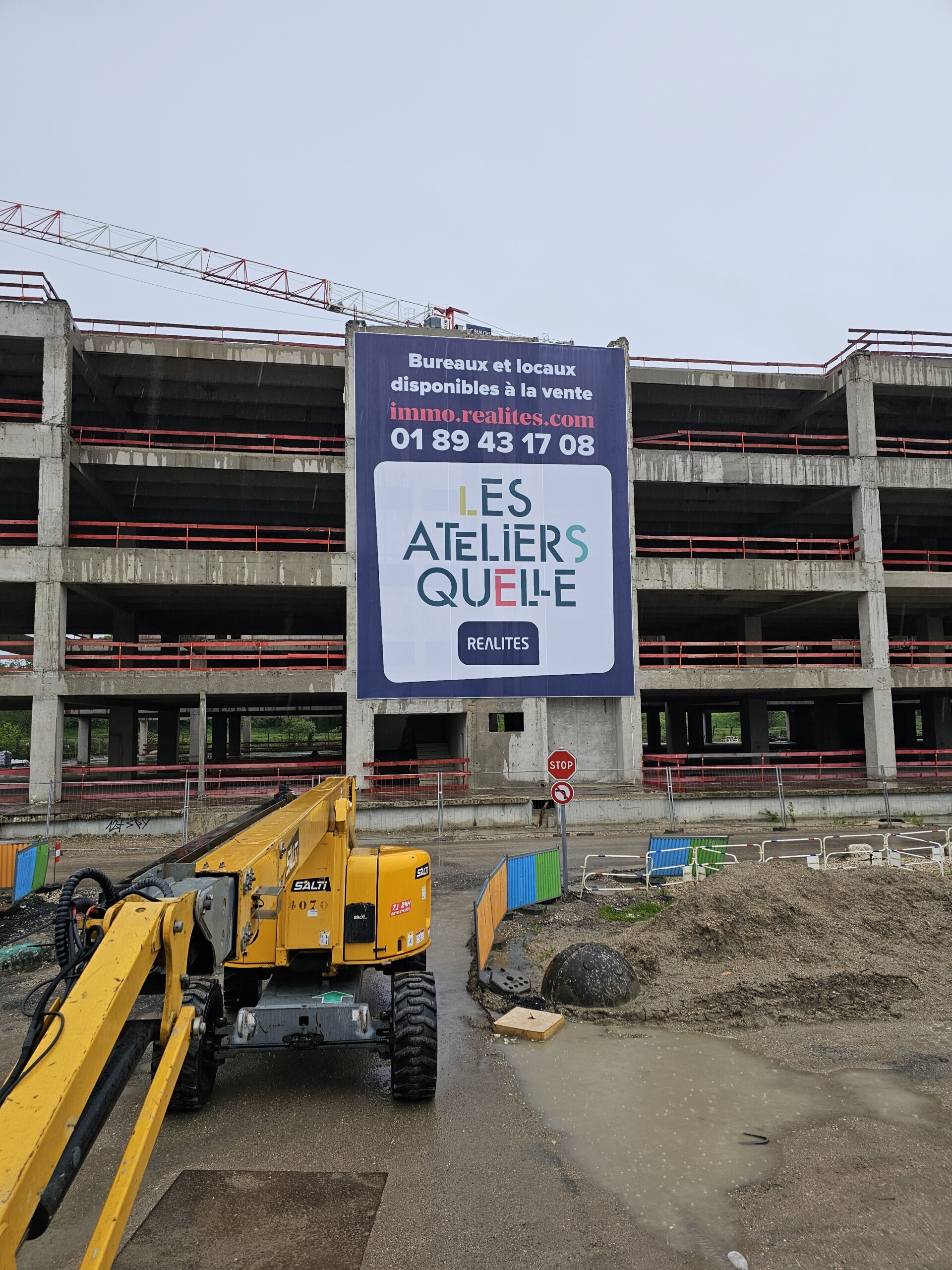 bache-publicitaire-sur-chantier-realites-tour-quelle-orleans