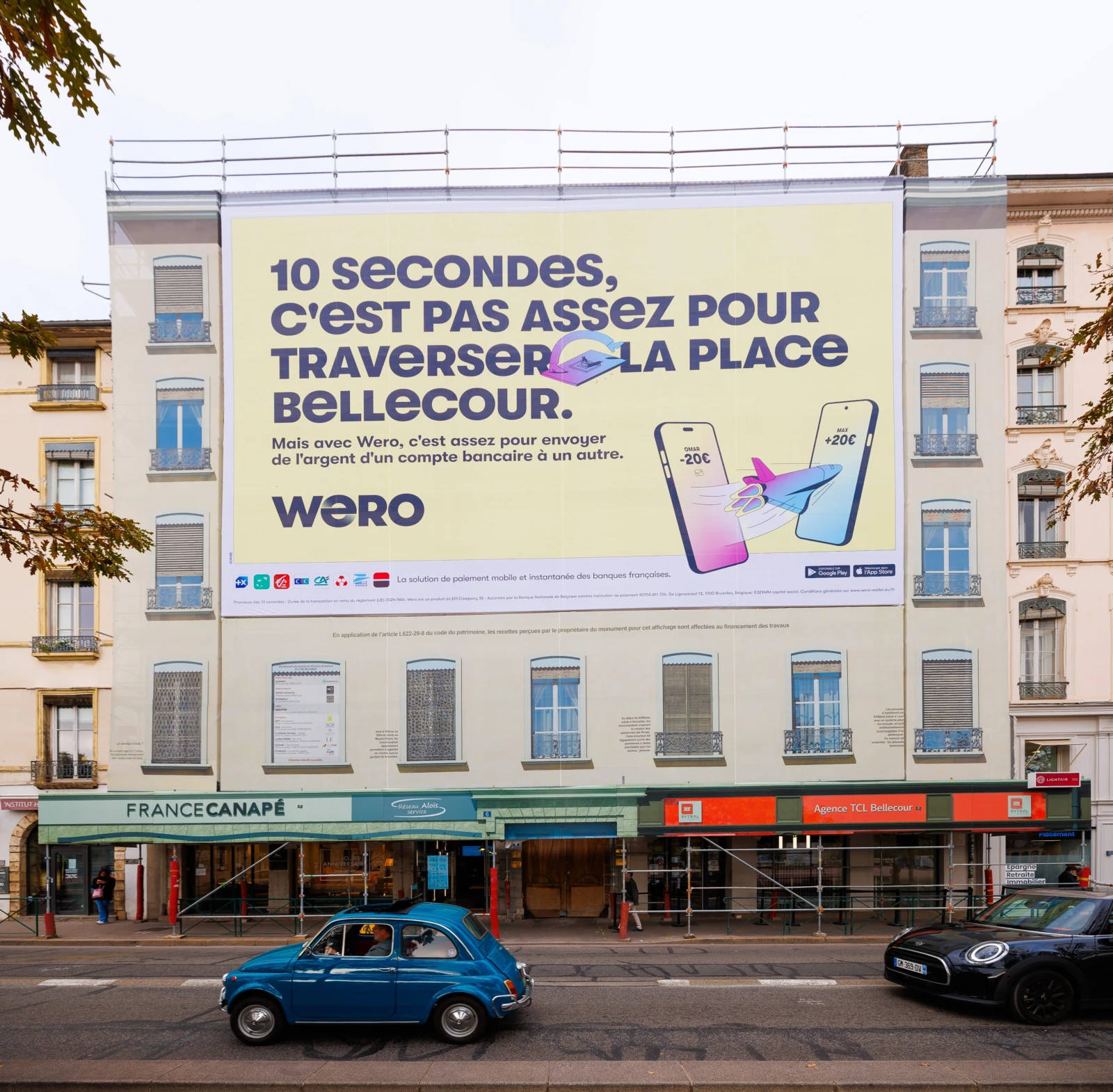 toile-publicitaire-wero-place-bellecour-lyon