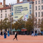 toile-publicitaire-wero-place-bellecour-lyon