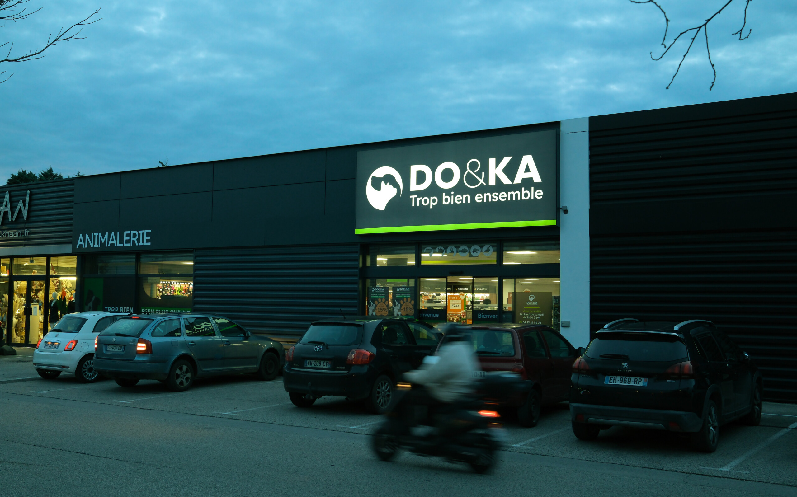 enseignes-magasin-ouverture-animalerie-doka