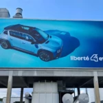 solution-visuelle-lancement-de-produit-renault-4-grand-format