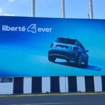 solution-visuelle-lancement-de-produit-renault-4-grand-format