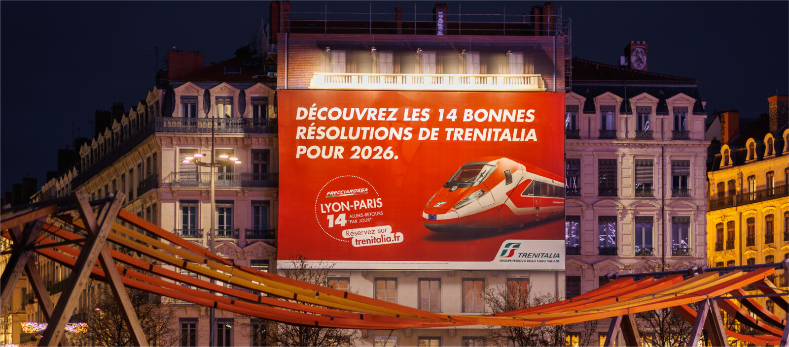 Affichage grand format Bellecour, campagne Trenitalia à Bellecour