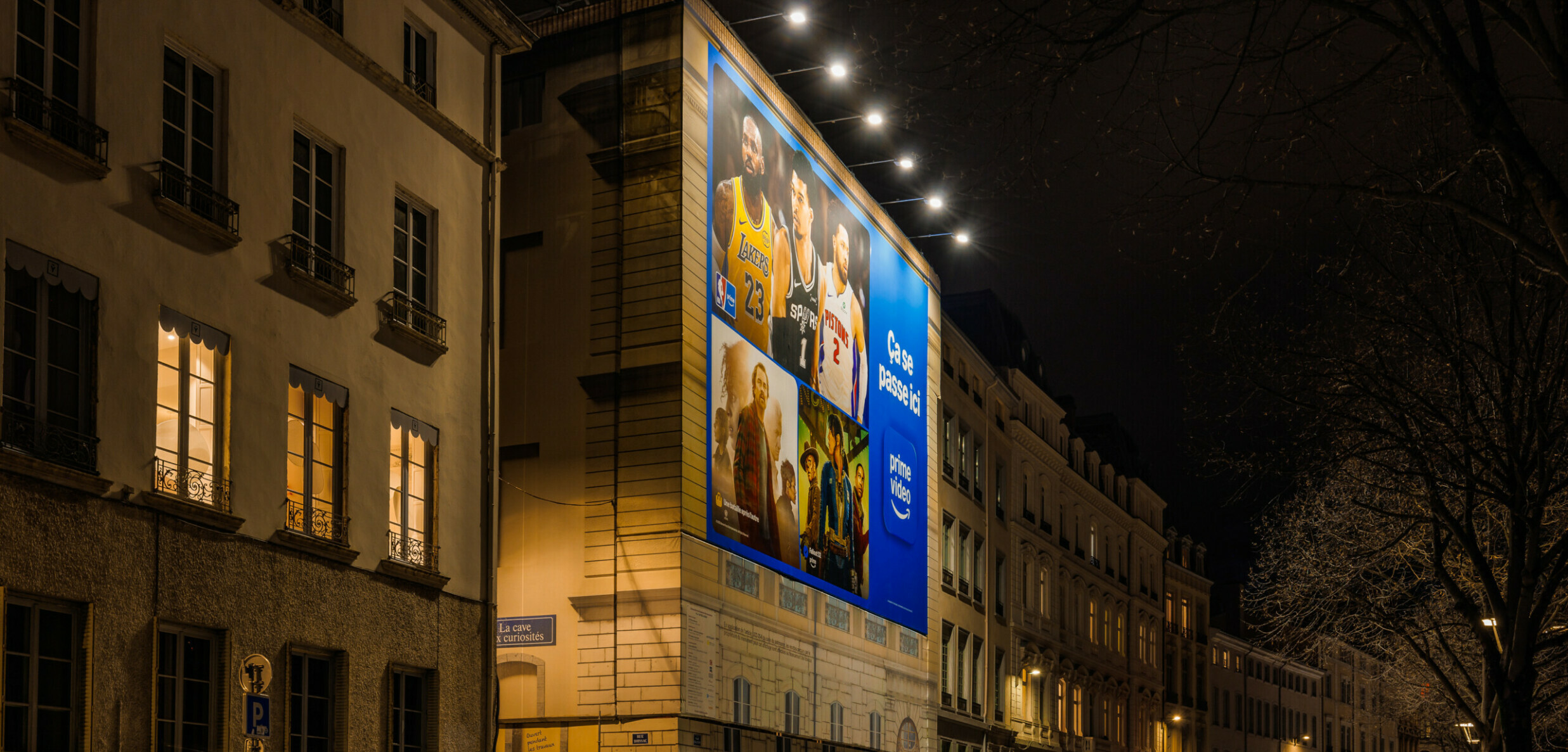 Publicité sur échafaudage Amazon Prime Video