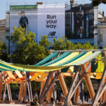 Habillage échafaudage publicitaire à Lyon pour la campagne New Balance Run Your Way